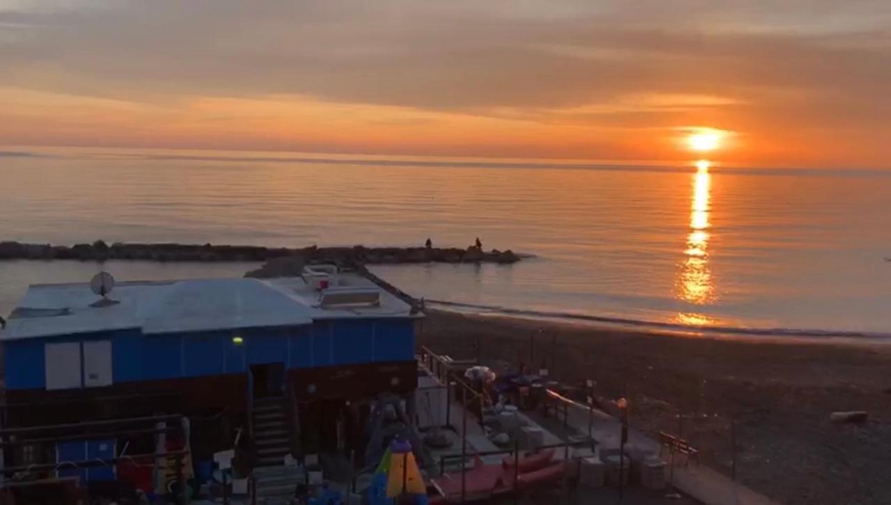 Roma Meraviglioso Attico Sul Mare Ladispoli Dış mekan fotoğraf